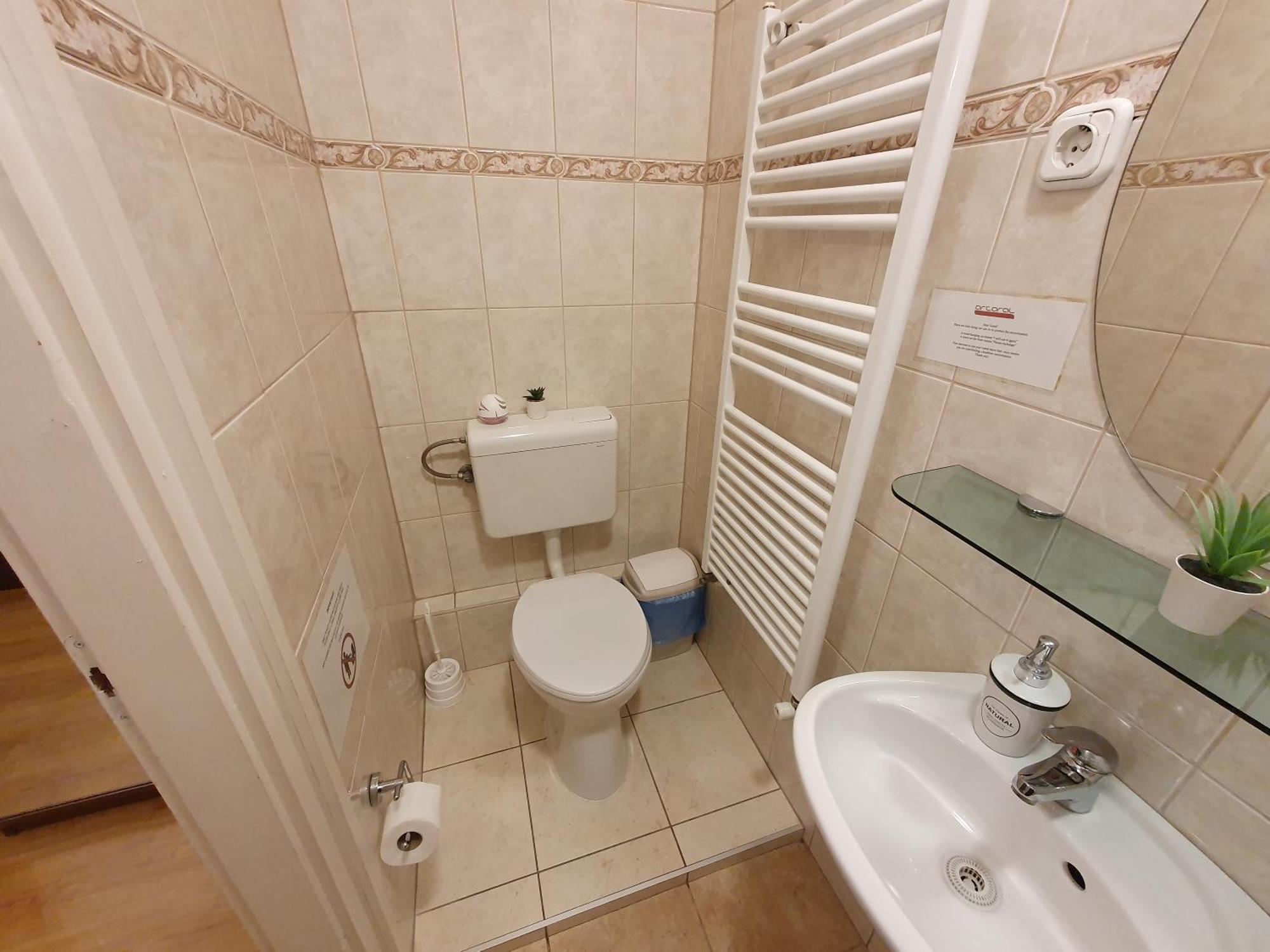 Elegancia Residence Budapest Bagian luar foto